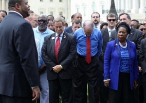 361863-remembering-those-who-died-in-charleston-church-shooting-03147